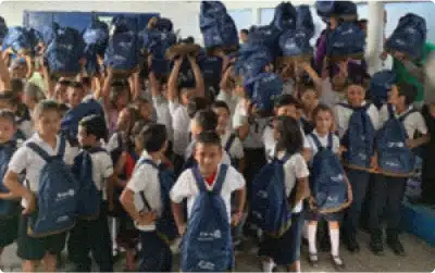 El Salvador Students in Edge Weight Pack Bag